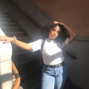 Meet your Posher, Gianella